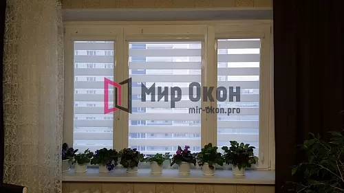 Рулонные шторы зебра в спальне Рулонные шторы зебра в спальне